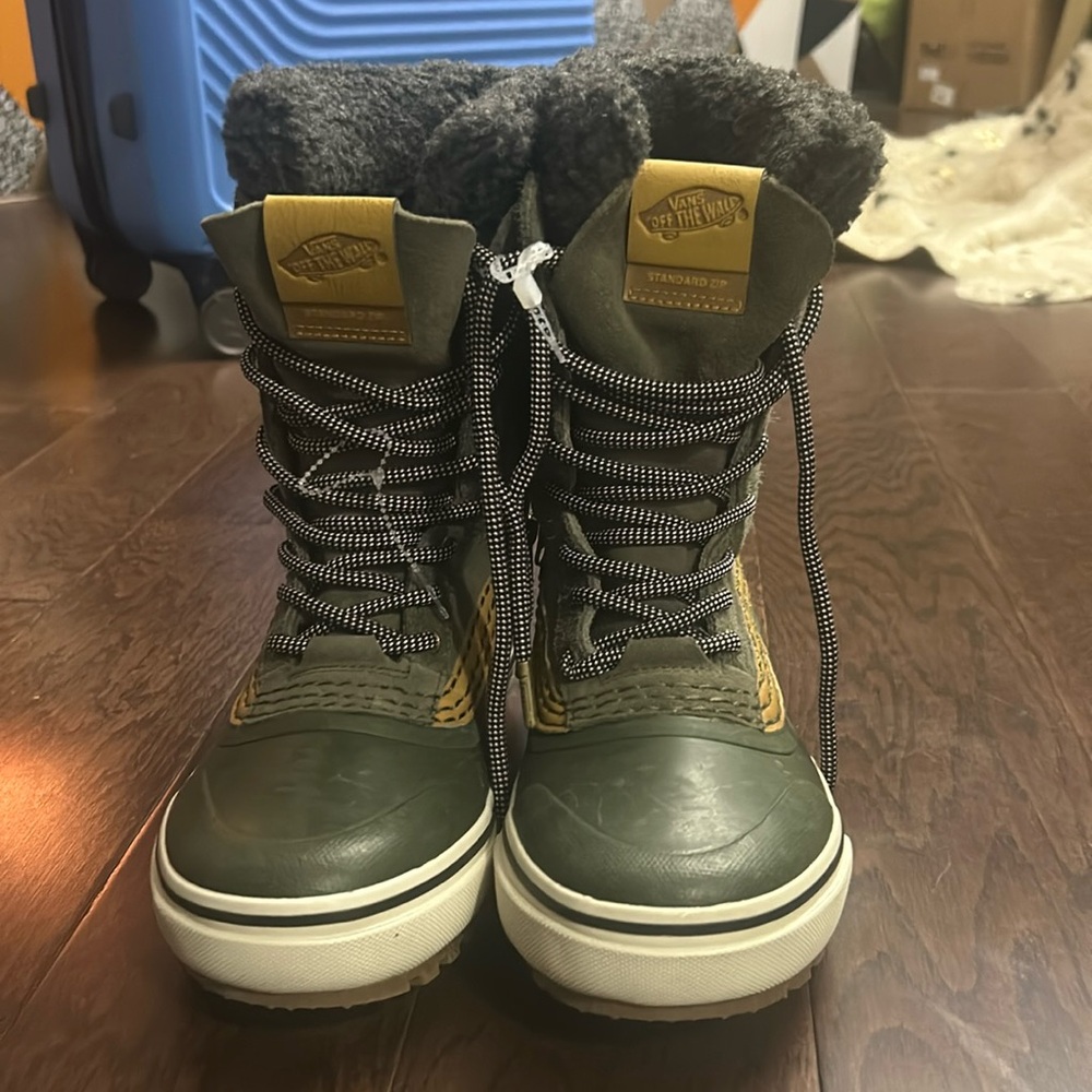 BRAND NEW VANS- all weather boots